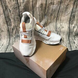 New On Cloud Cloudnova Running Shoes White Pearl Brown